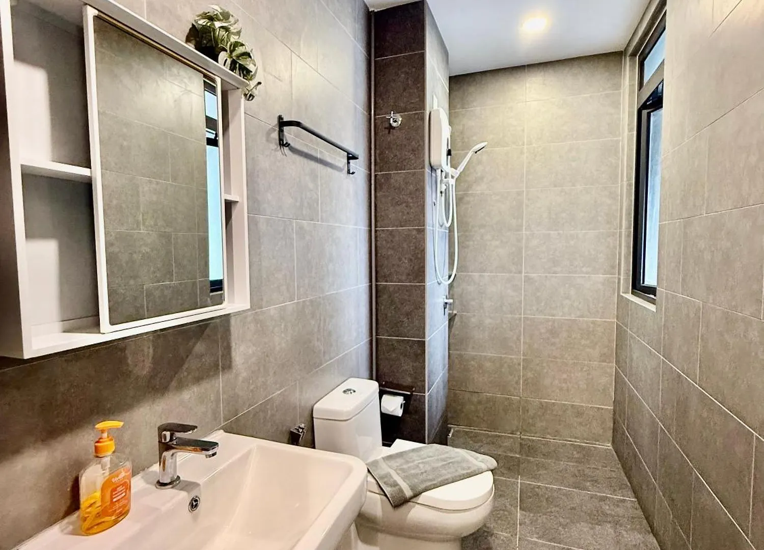 Couple Suite At Neu Suites Near Gleneagles Kuala Lumpur